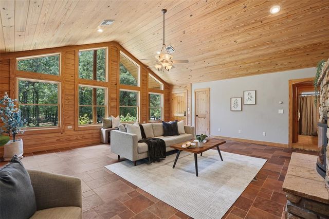 2111 Seminole Road, Norman, OK 73026