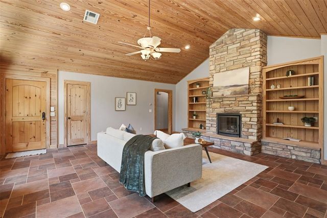 2111 Seminole Road, Norman, OK 73026