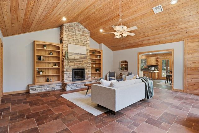 2111 Seminole Road, Norman, OK 73026