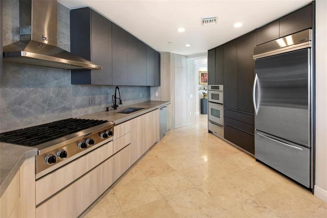 301 Hendricks Isle 7, Fort Lauderdale, FL 33301