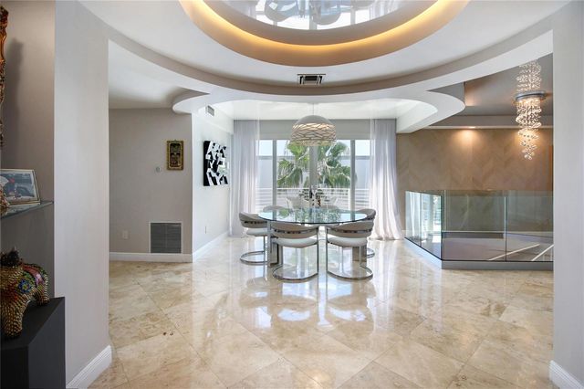 301 Hendricks Isle 7, Fort Lauderdale, FL 33301