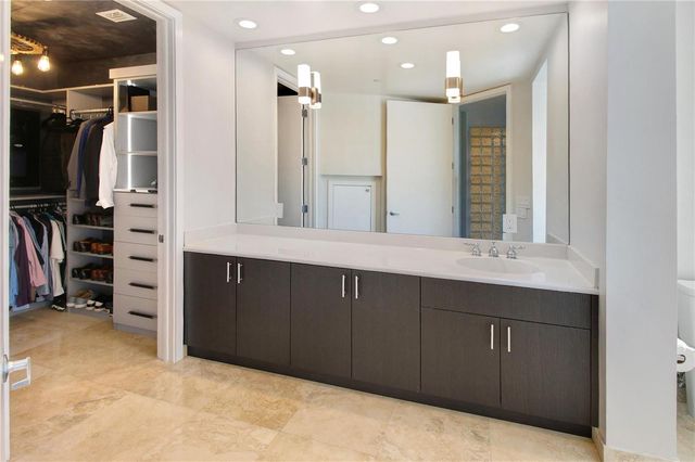 301 Hendricks Isle 7, Fort Lauderdale, FL 33301