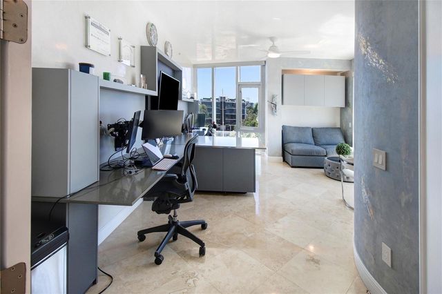 301 Hendricks Isle 7, Fort Lauderdale, FL 33301