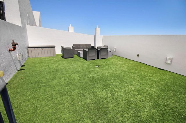 301 Hendricks Isle 7, Fort Lauderdale, FL 33301