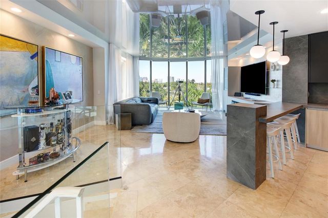 301 Hendricks Isle 7, Fort Lauderdale, FL 33301