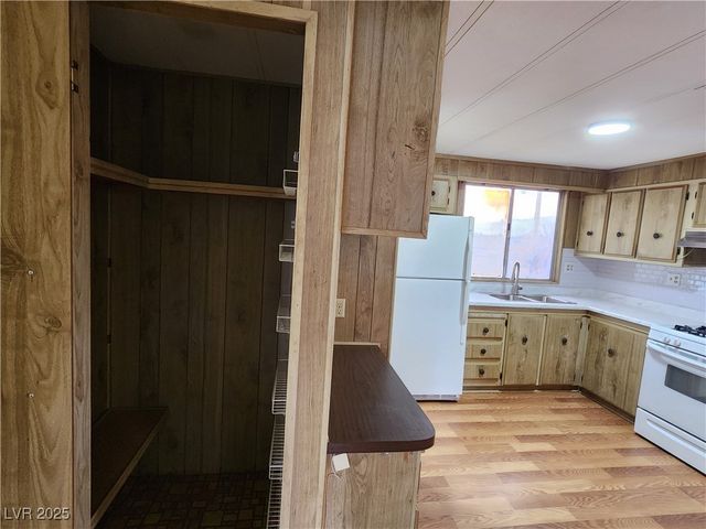 1111 West Hardy Lane B - Back, Pahrump, NV 89048