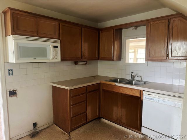 503 N 3rd, Mcalester, OK 74501