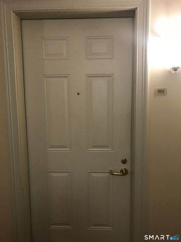 740 Mix Avenue 102, Hamden, CT 06514