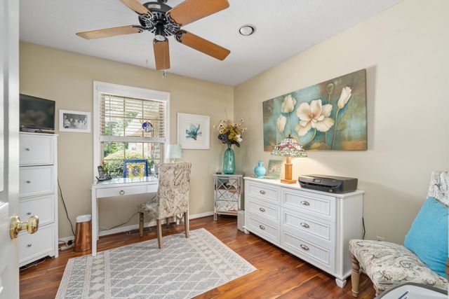 1475 Edgebrook RD, Salem, VA 24153