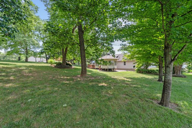 1475 Edgebrook RD, Salem, VA 24153