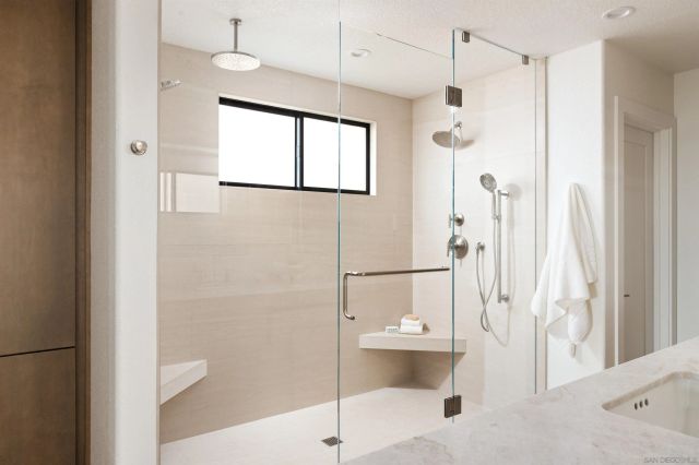 2481 La Marque St, San Diego, CA 92109