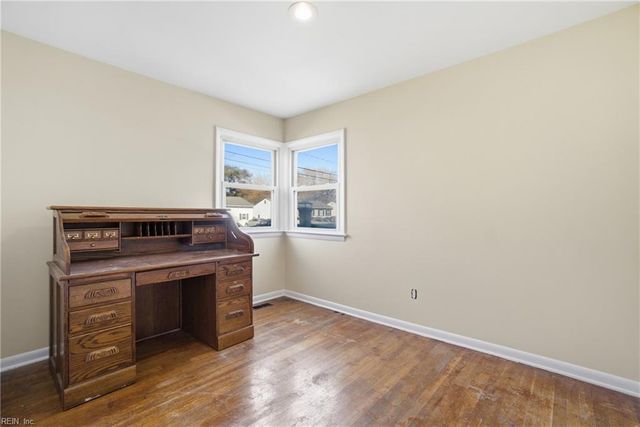 4817 81st ST, Newport News, VA 23605