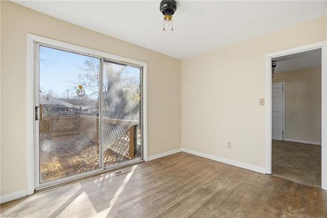 4817 81st ST, Newport News, VA 23605