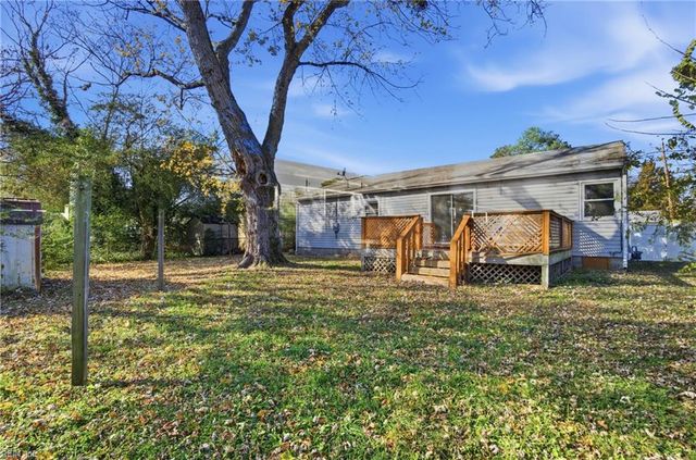 4817 81st ST, Newport News, VA 23605