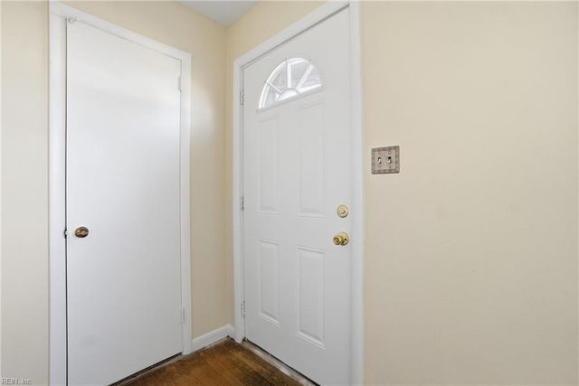 4817 81st ST, Newport News, VA 23605