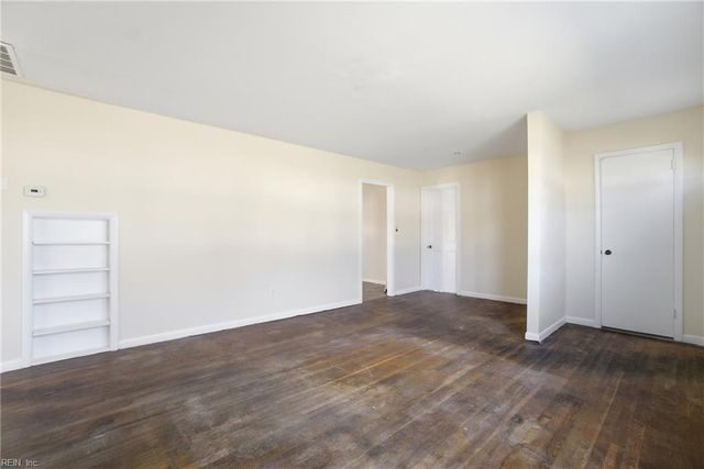 4817 81st ST, Newport News, VA 23605