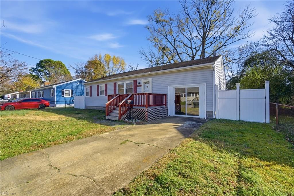 4817 81st ST, Newport News, VA 23605