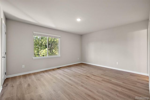 28287 Loews Drive, Chesterfield Township, MI 48051