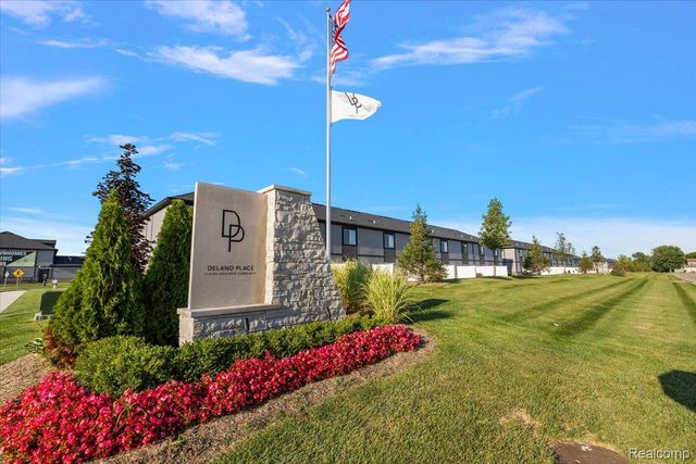 28287 Loews Drive, Chesterfield Township, MI 48051