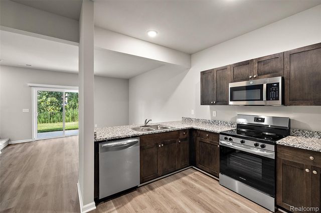 28287 Loews Drive, Chesterfield Township, MI 48051