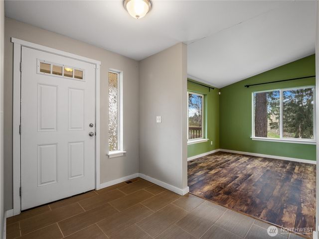 28601 30th Avenue E, Spanaway, WA 98387