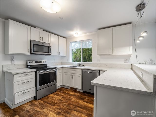 28601 30th Avenue E, Spanaway, WA 98387