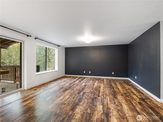 28601 30th Avenue E, Spanaway, WA 98387