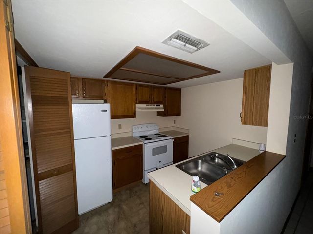 809 SW 55TH TERRACE, Gainesville, FL 32607