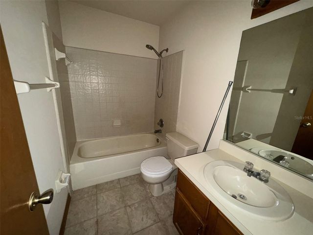 809 SW 55TH TERRACE, Gainesville, FL 32607