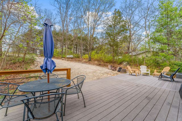 27534 Farm Road 2240, Shell Knob, MO 65747