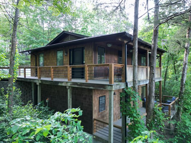 27534 Farm Road 2240, Shell Knob, MO 65747