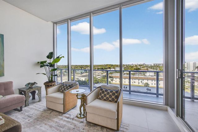220 Lake Shore Drive 605, Lake Park, FL 33403