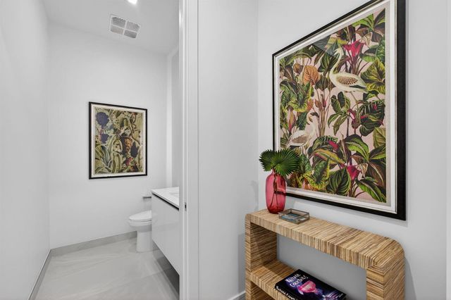 220 Lake Shore Drive 605, Lake Park, FL 33403