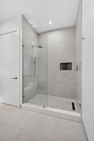 220 Lake Shore Drive 605, Lake Park, FL 33403