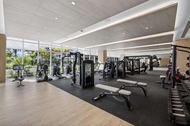 220 Lake Shore Drive 605, Lake Park, FL 33403