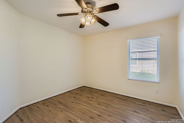 1013 Polmont, Seguin, TX 78155