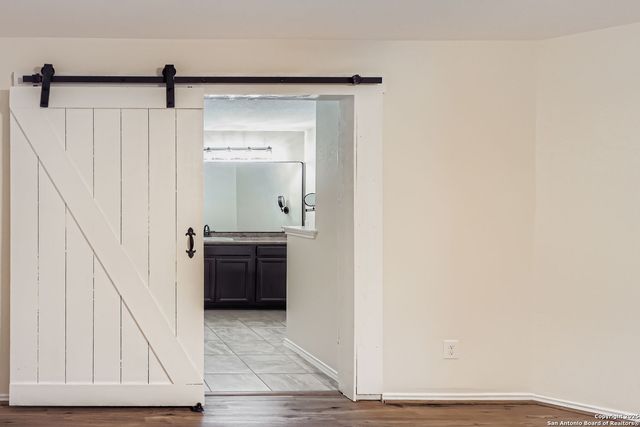 1013 Polmont, Seguin, TX 78155