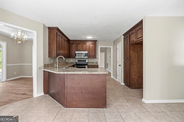 216 Eastwick Place, Macon, GA 31210