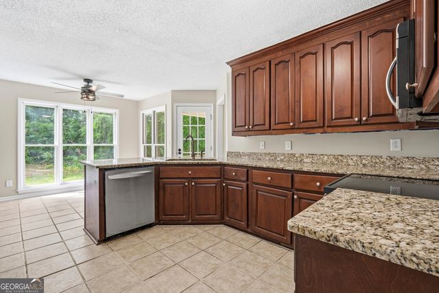 216 Eastwick Place, Macon, GA 31210
