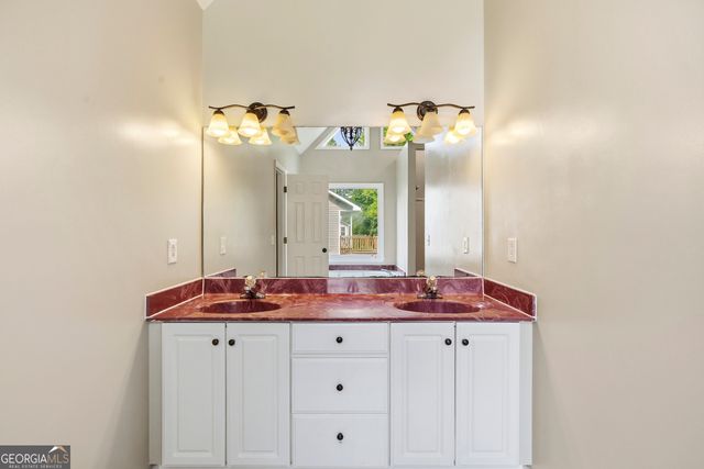 216 Eastwick Place, Macon, GA 31210