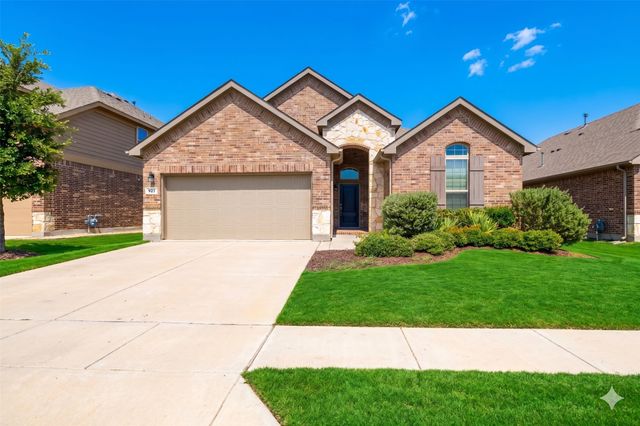 821 Falcon Road, Argyle, TX 76226