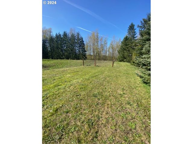152 SAKARI Ln, Kelso, WA 98626