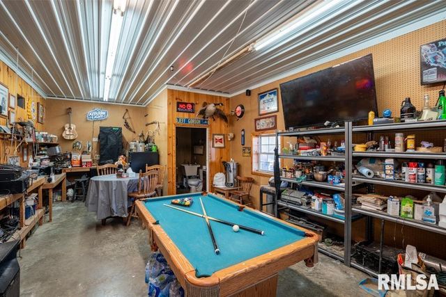 13261 CASEY Road, Marion, IL 62959