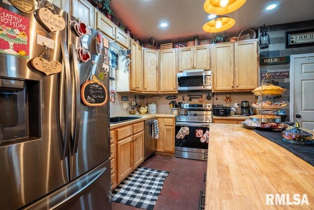 13261 CASEY Road, Marion, IL 62959