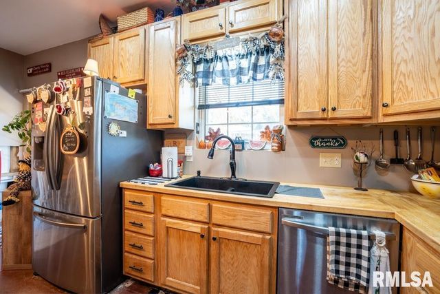 13261 CASEY Road, Marion, IL 62959