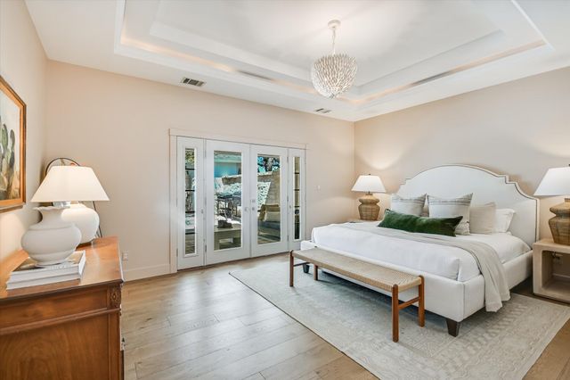 700 Furlong DR, Austin, TX 78746