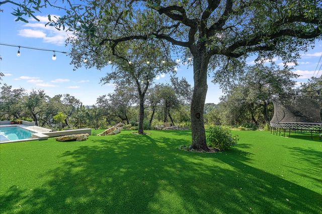 700 Furlong DR, Austin, TX 78746