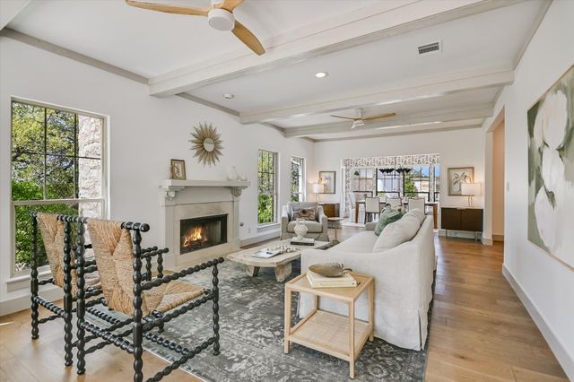 700 Furlong DR, Austin, TX 78746