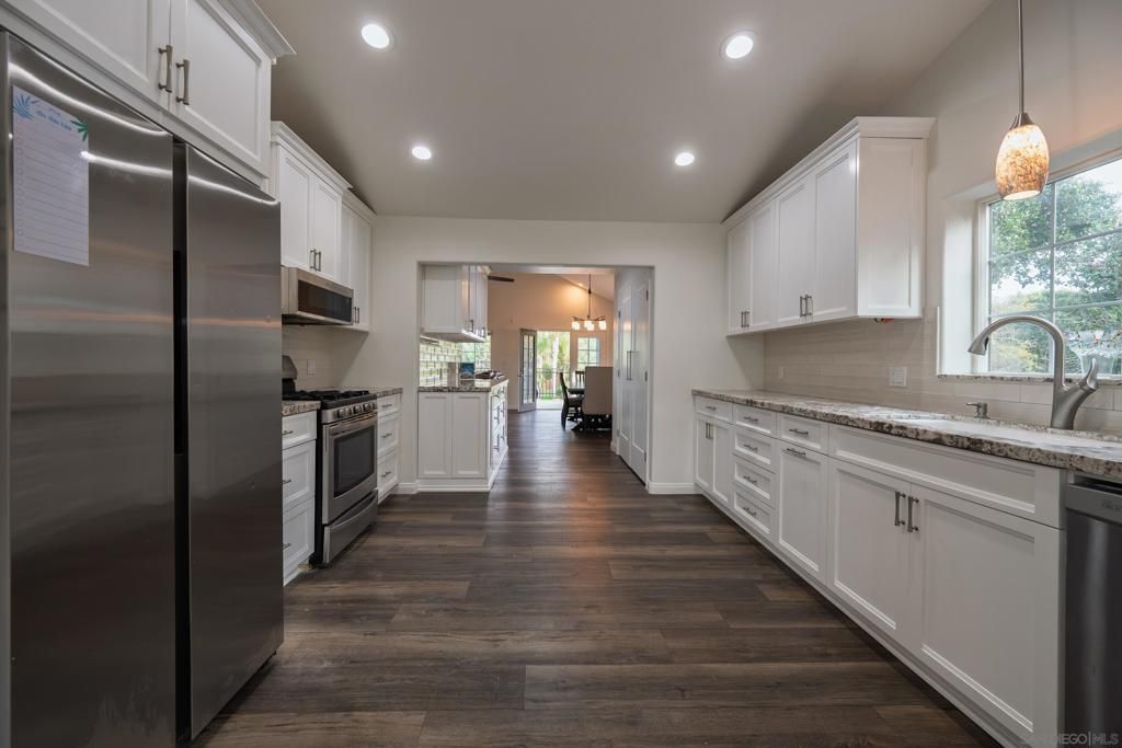 444 Avalon Dr., Vista, CA 92084 — photo 2