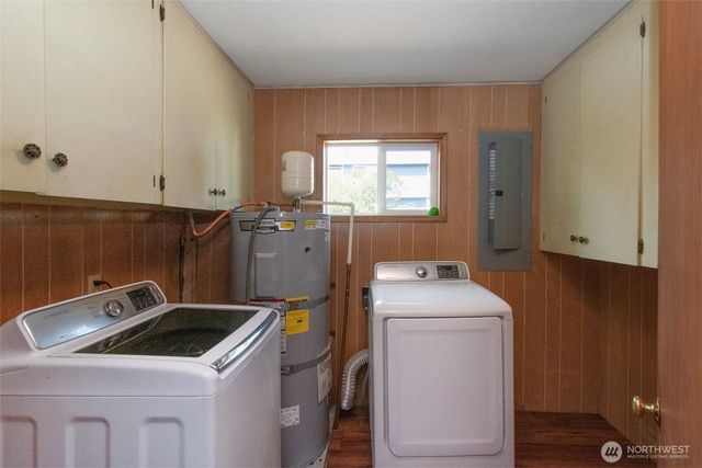 915 W 11th St, Port Angeles, WA 98363